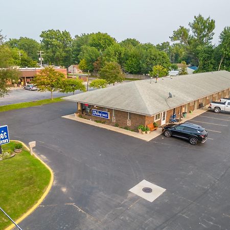 Sleep-Ees Inn, Saginaw & Frankenmuth Luaran gambar