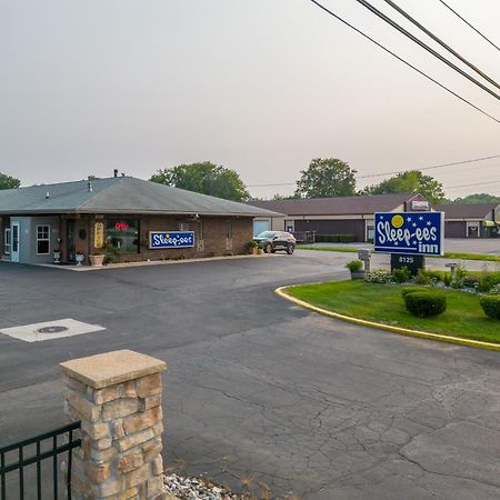 Sleep-Ees Inn, Saginaw & Frankenmuth Luaran gambar