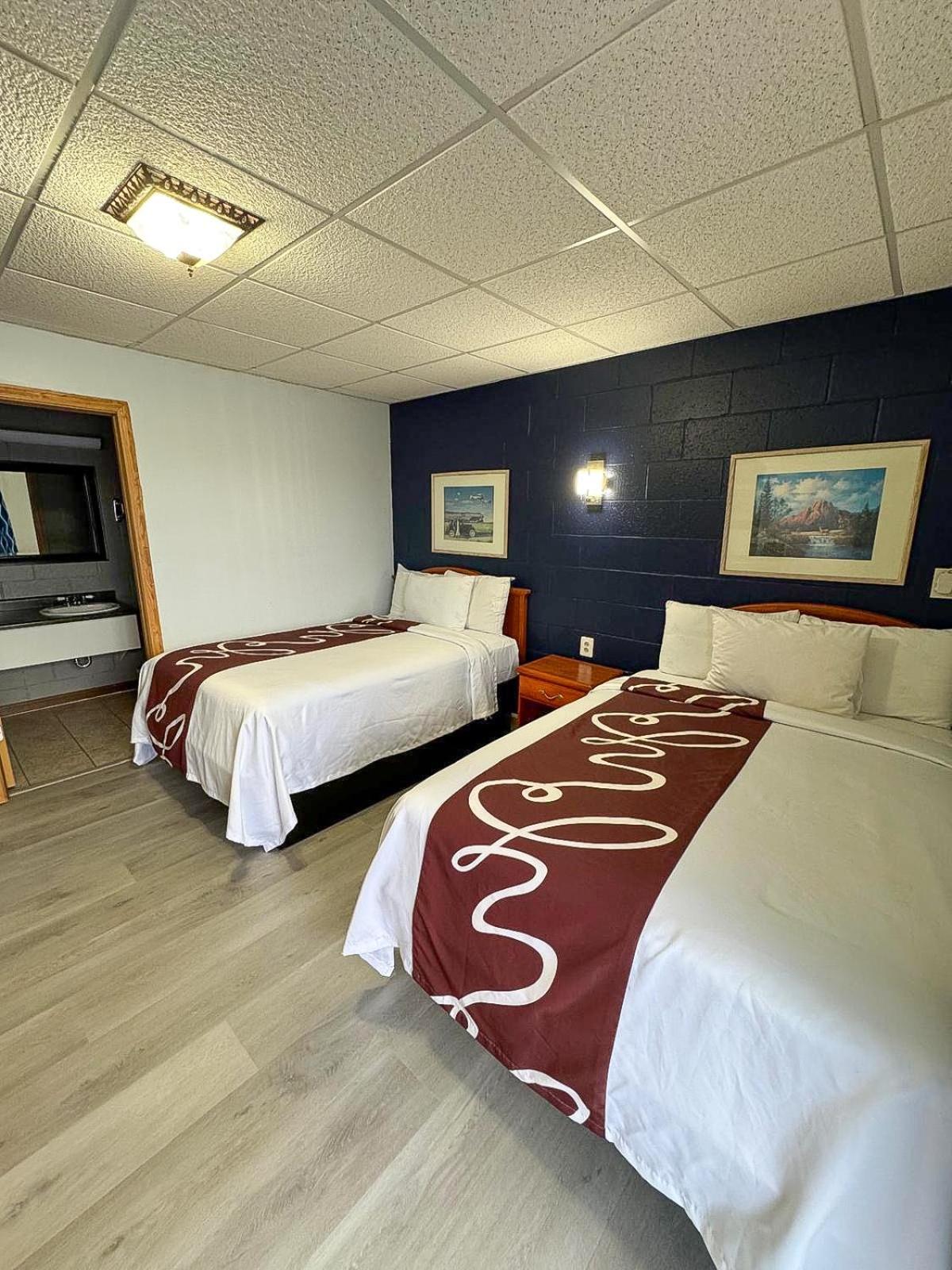Sleep-Ees Inn, Saginaw & Frankenmuth Luaran gambar
